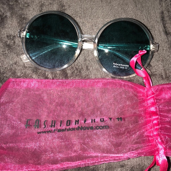 Ocean 🌊 blue Suglasses - Picture 2 of 5